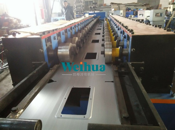配電箱一次成型機(jī)、自動(dòng)生產(chǎn)線
